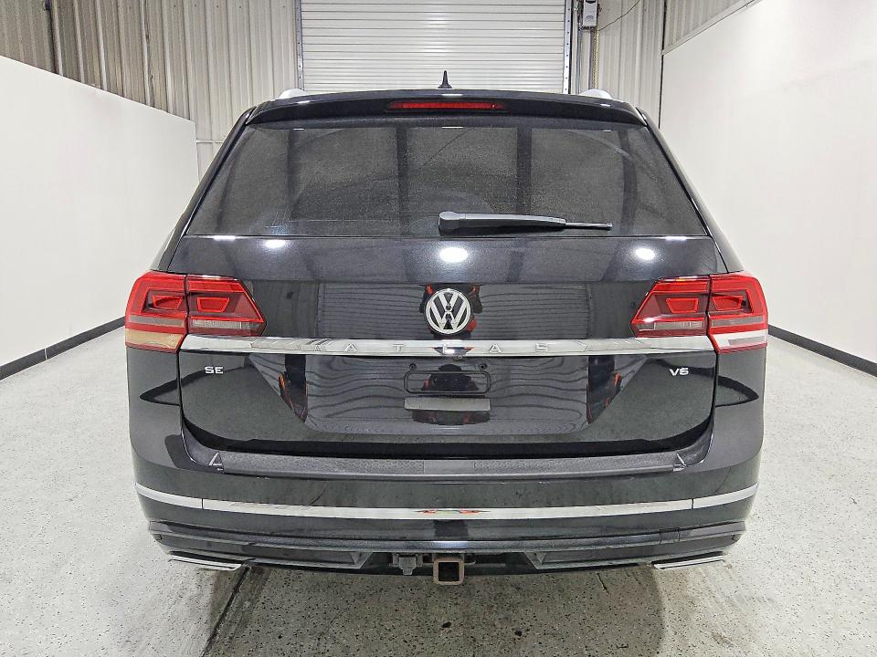 2019 Volkswagen Atlas მანქანა იყიდება აუქციონზე, vin: 1V2YR2CA6KC587846, აუქციონის ნომერი: 65873706