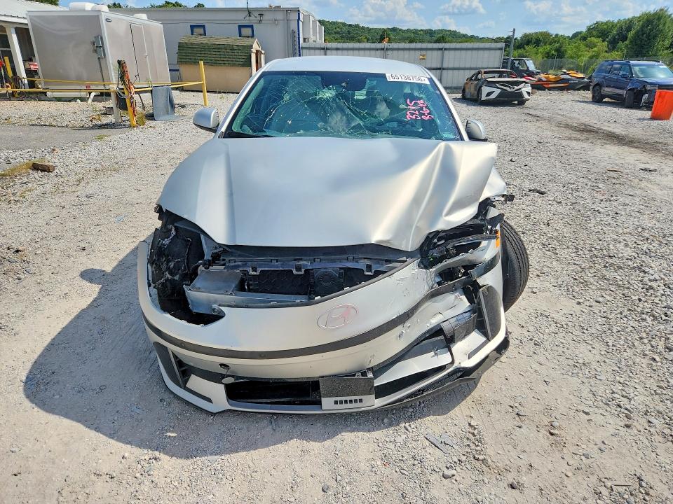 2023 Hyundai Ioniq 6 მანქანა იყიდება აუქციონზე, vin: KMHM34AC2PA043215, აუქციონის ნომერი: 65138756