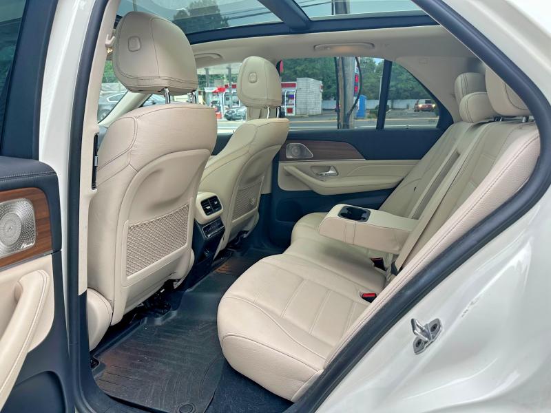 63702486 :رقم المزاد ، 4JGFB4KB6NA606846 vin ، 2022 Mercedes-benz Gle مزاد بيع