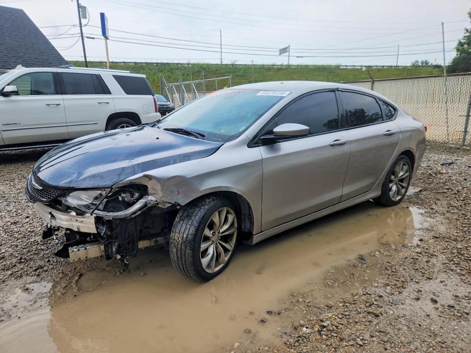 64376336 :رقم المزاد ، 1C3CCCBB1FN750138 vin ، 2015 Chrysler 200 مزاد بيع