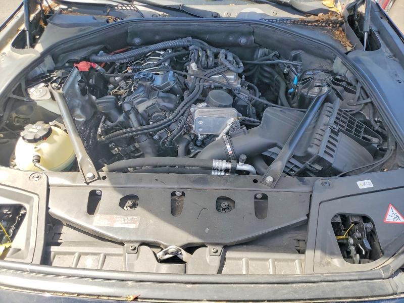 64153336 :رقم المزاد ، WBA5A5C55FD514190 vin ، 2015 Bmw 528 مزاد بيع