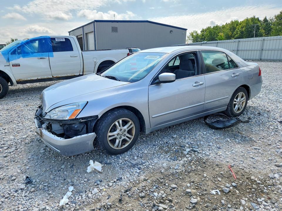63880006 :رقم المزاد ، 1HGCM56327A139424 vin ، 2007 Honda Accord مزاد بيع