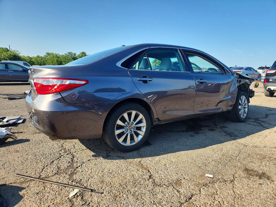 Продажа на аукционе авто 2017 Toyota Camry, vin: 4T1BF1FK5HU643465, номер лота: 63876316
