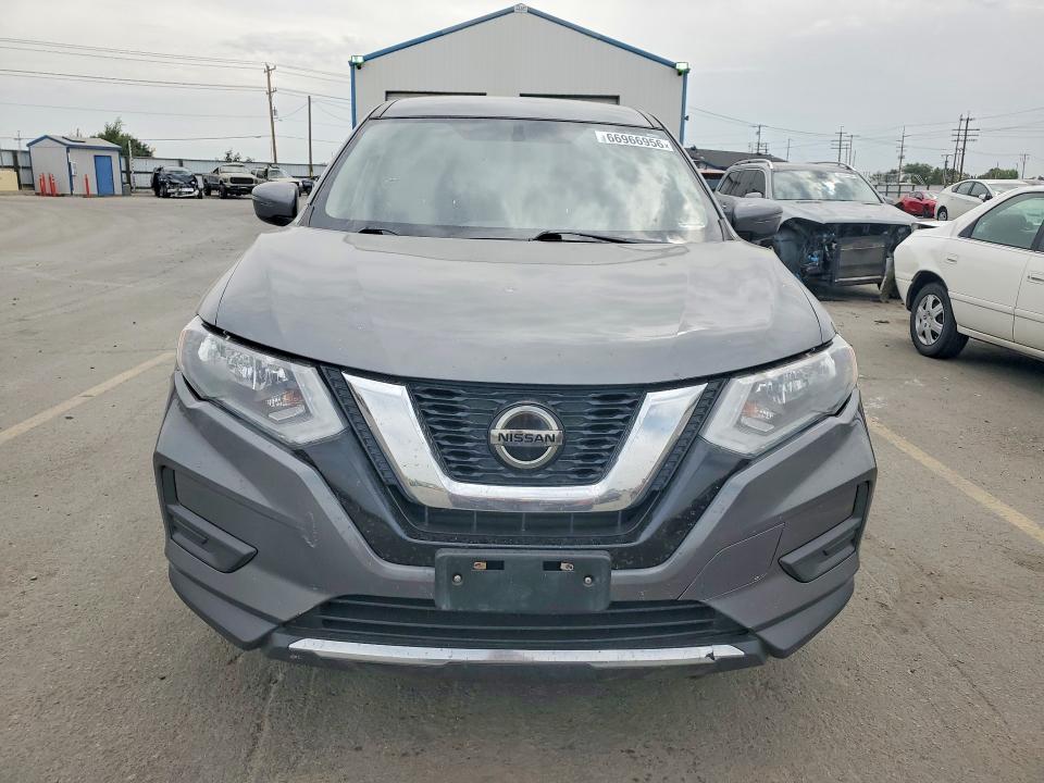 2018 Nissan Rogue მანქანა იყიდება აუქციონზე, vin: 5N1AT2MV5JC768159, აუქციონის ნომერი: 66966956