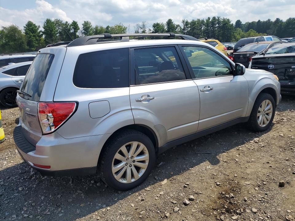 66884276 :رقم المزاد ، JF2SHAEC6DH438217 vin ، 2013 Subaru Forester مزاد بيع