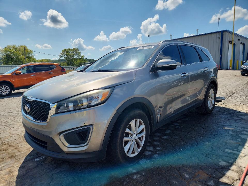 66802296 :رقم المزاد ، 5XYPG4A34HG189011 vin ، 2017 Kia Sorento مزاد بيع