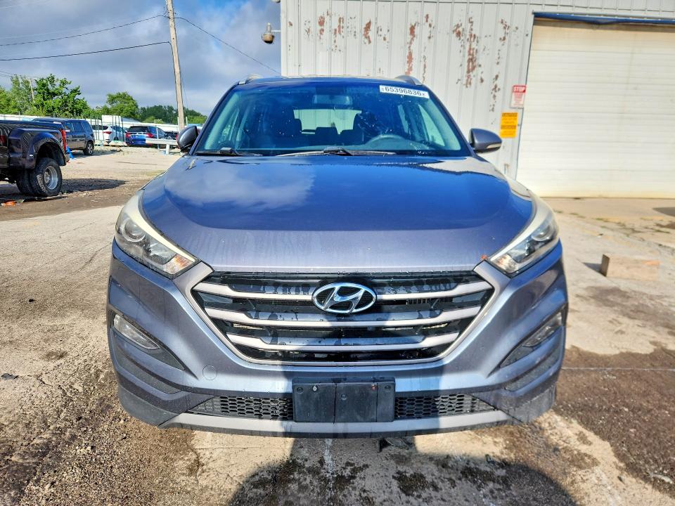 2016 Hyundai Tucson მანქანა იყიდება აუქციონზე, vin: KM8J3CA26GU050249, აუქციონის ნომერი: 65396836