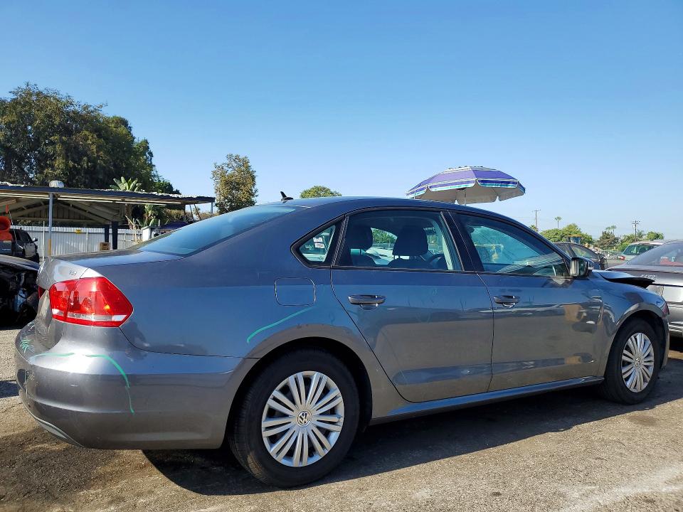2015 Volkswagen Passat მანქანა იყიდება აუქციონზე, vin: 1VWAT7A39FC074406, აუქციონის ნომერი: 63433946