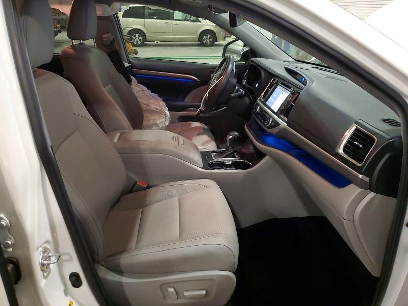 Aukcja sprzedaży 2019 Toyota Highlander, vin: 5TDDZRFH8KS952396, numer aukcji: 64301236