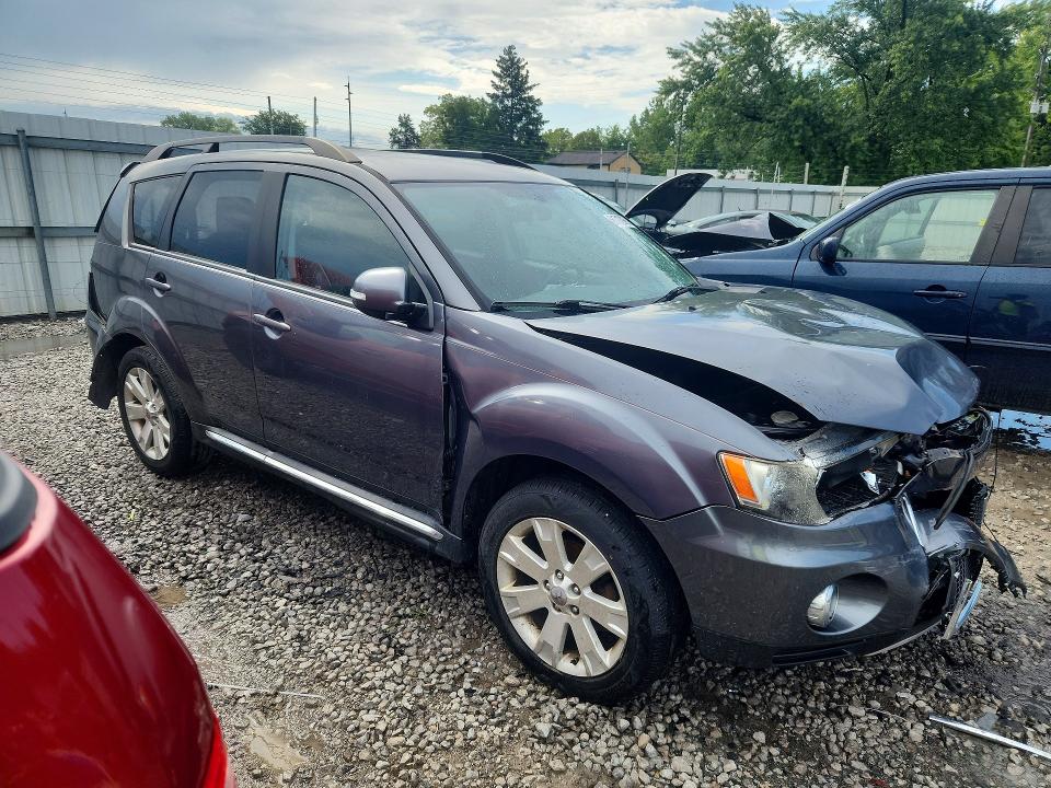 61713986 :رقم المزاد ، JA4JT3AW6CU005811 vin ، 2012 Mitsubishi Outlander مزاد بيع