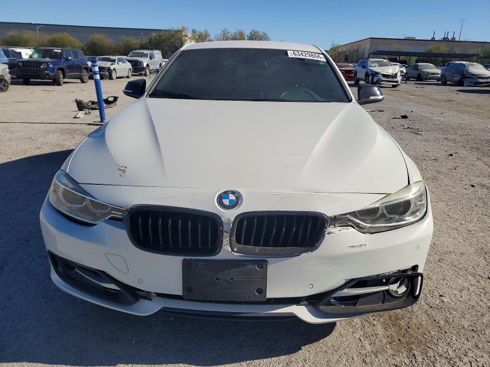 63429866 :رقم المزاد ، WBA3A5C53EF605551 vin ، 2014 Bmw 328 مزاد بيع