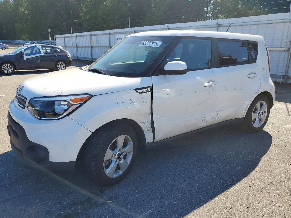 65585206 :رقم المزاد ، KNDJN2A20J7532424 vin ، 2018 Kia Soul مزاد بيع