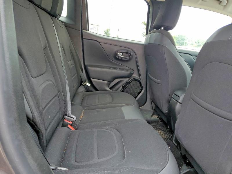 64742266 :رقم المزاد ، ZACCJBBB6HPF99450 vin ، 2017 Jeep Renegade مزاد بيع
