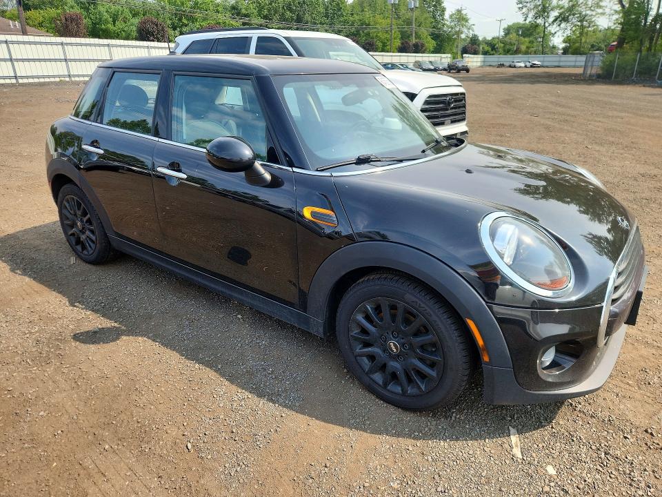 Продаж на аукціоні авто 2019 Mini Cooper, vin: WMWXU1C5XK2F81871, номер лоту: 64535656