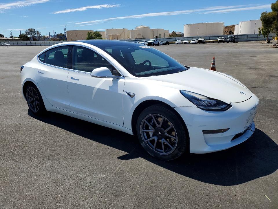 65720186 :رقم المزاد ، 5YJ3E1EA8LF633258 vin ، 2020 Tesla Model 3 مزاد بيع