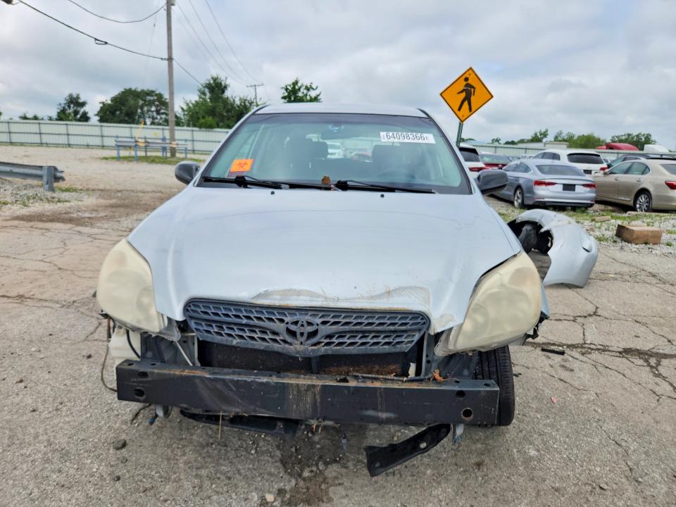 64098366 :رقم المزاد ، 2T1KR32E07C674304 vin ، 2007 Toyota Matrix مزاد بيع