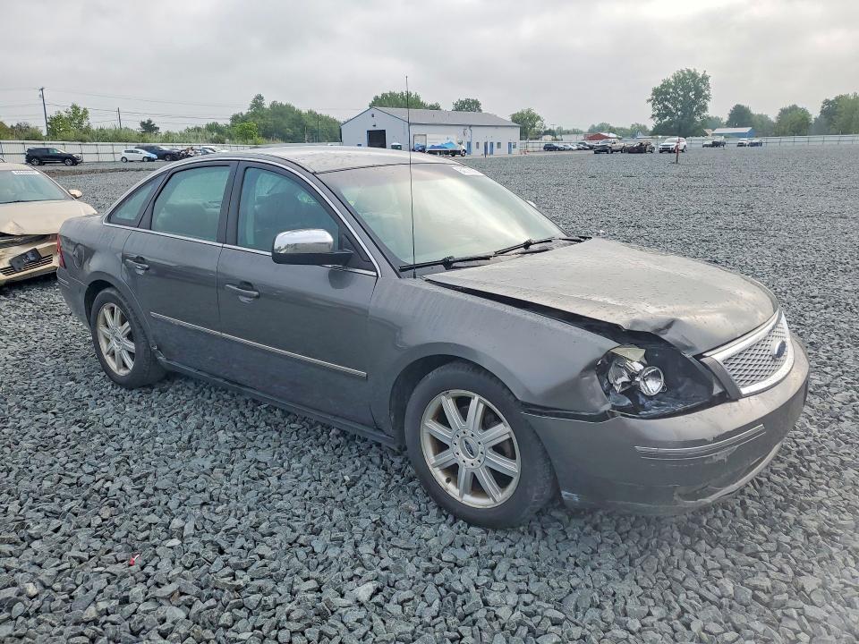 64538886 :رقم المزاد ، 1FAFP25116G131477 vin ، 2006 Ford Five Hundred مزاد بيع