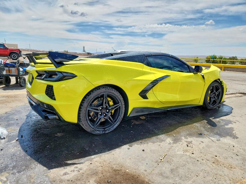 66610946 :رقم المزاد ، 1G1YC3D45M5000019 vin ، 2021 Chevrolet Corvette مزاد بيع