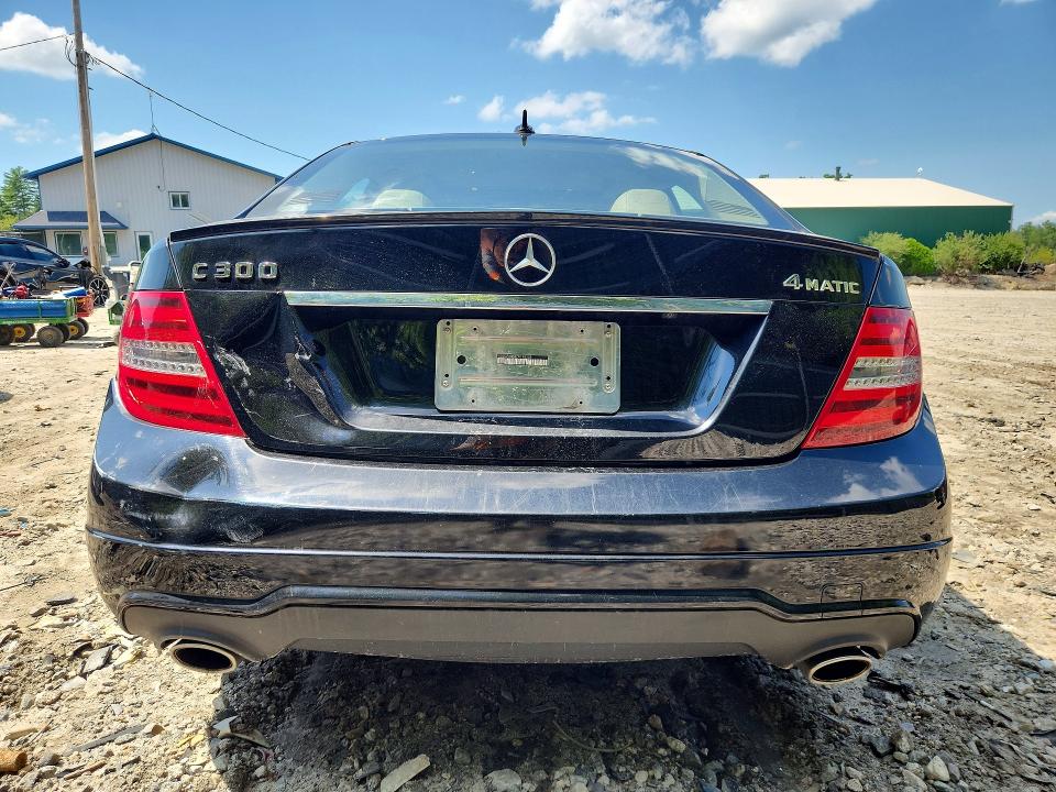 64365466 :رقم المزاد ، WDDGF8BB8CR198035 vin ، 2012 Mercedes-benz C مزاد بيع