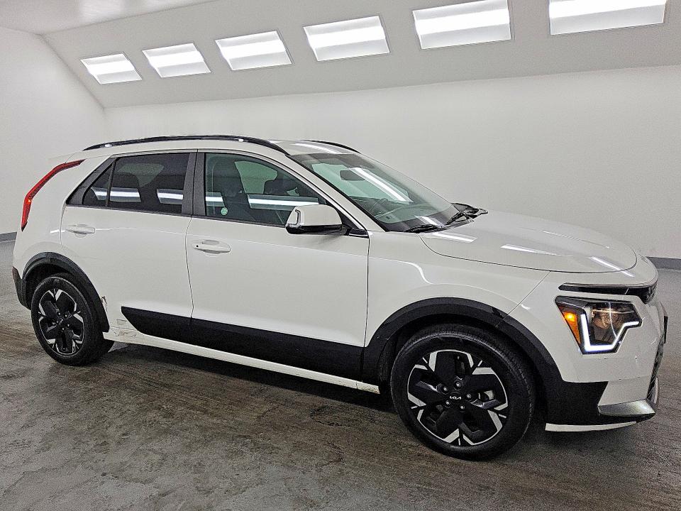 Продажа на аукционе авто 2024 Kia Niro, vin: KNDCR3L16R5109183, номер лота: 63487616