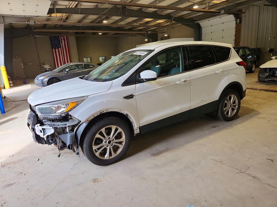 2019 Ford Escape მანქანა იყიდება აუქციონზე, vin: 1FMCU9GD1KUA03057, აუქციონის ნომერი: 66218436