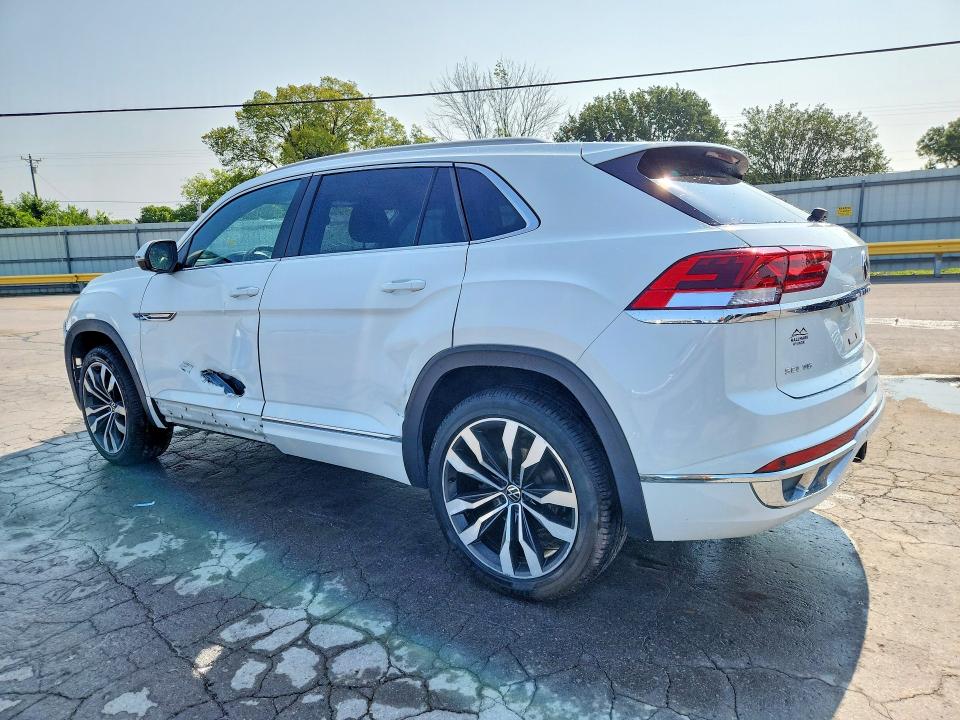 Продажа на аукционе авто 2021 Volkswagen Atlas Cross Sport, vin: 1V2CE2CA2MC217695, номер лота: 64447366