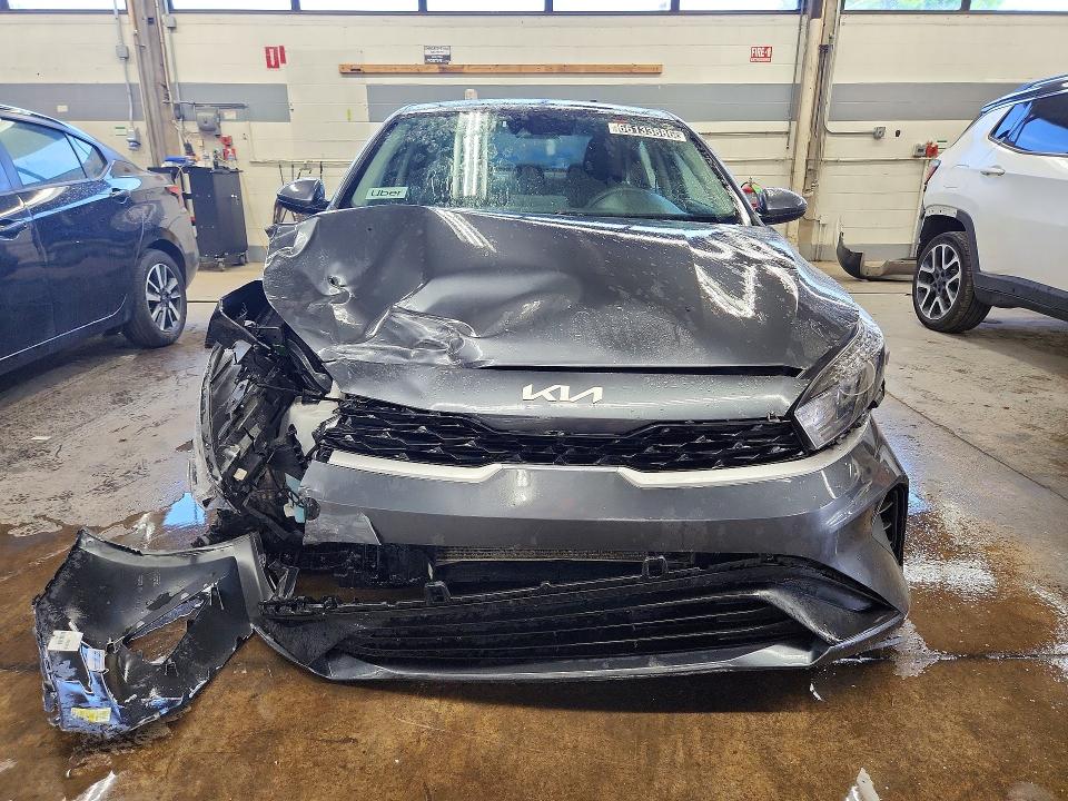 66133886 :رقم المزاد ، 3KPF24AD4PE621613 vin ، 2023 Kia Forte مزاد بيع