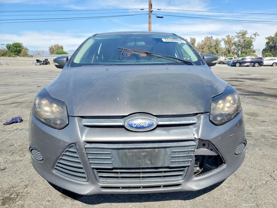 Продажа на аукционе авто 2013 Ford Focus, vin: 1FADP3F28DL200996, номер лота: 65326006