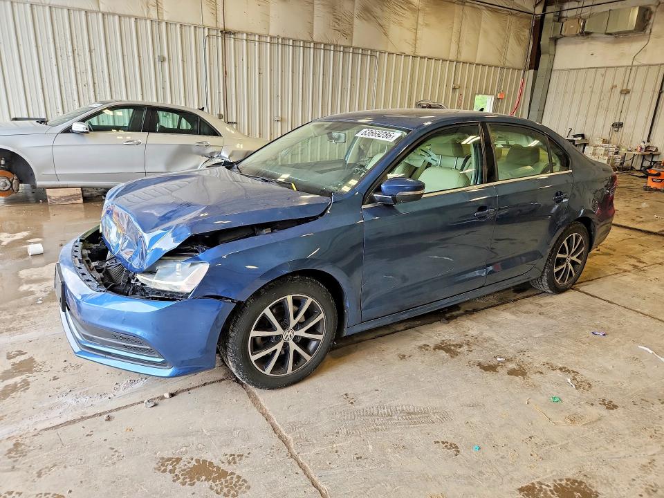 63669286 :رقم المزاد ، 3VWDB7AJ4JM250378 vin ، 2018 Volkswagen Jetta مزاد بيع