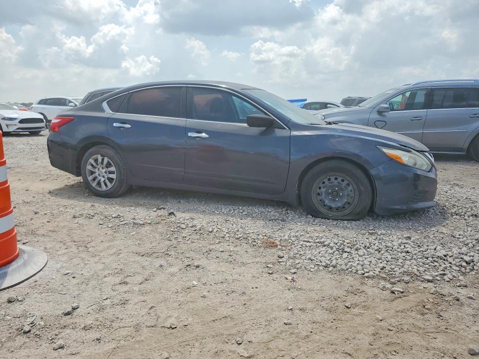 2017 Nissan Altima მანქანა იყიდება აუქციონზე, vin: 1N4AL3AP1HN329206, აუქციონის ნომერი: 63650726