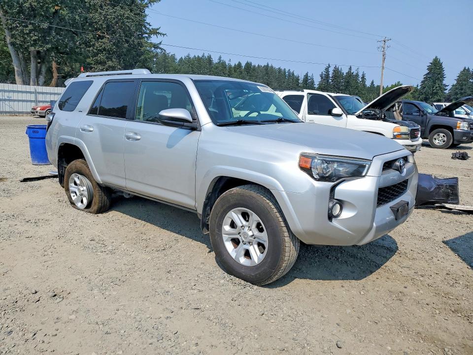 2018 Toyota 4runner მანქანა იყიდება აუქციონზე, vin: JTEBU5JR9J5536646, აუქციონის ნომერი: 63887826