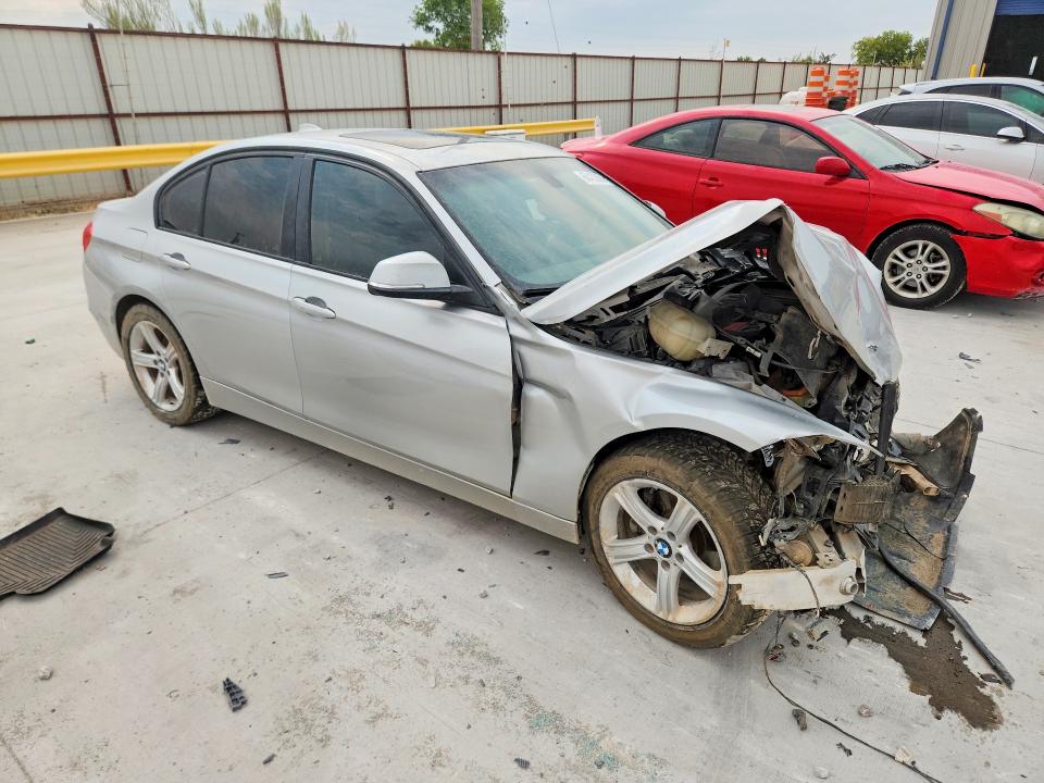 66433356 :رقم المزاد ، WBA3D3C50EK153562 vin ، 2014 Bmw 328 مزاد بيع