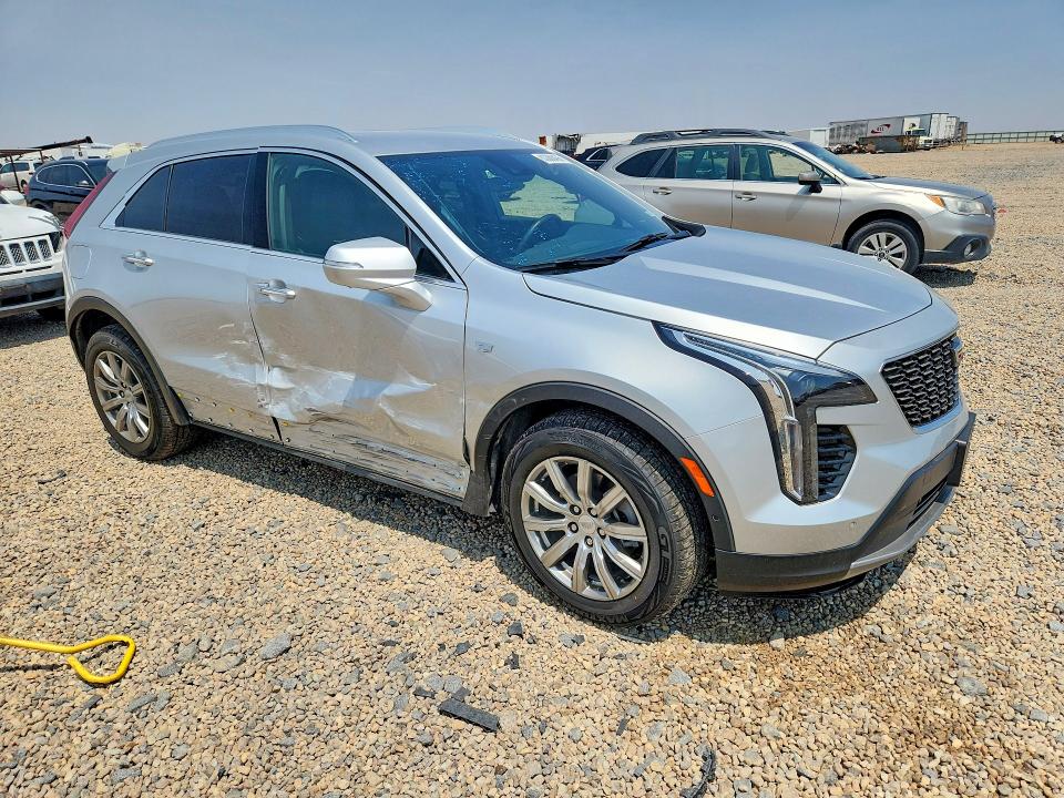 63360436 :رقم المزاد ، 1GYFZCR45NF137988 vin ، 2022 Cadillac Xt4 مزاد بيع
