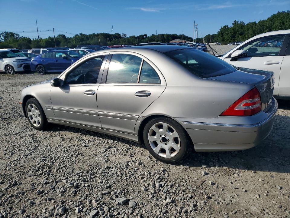 63619376 :رقم المزاد ، WDBRF84J55F579805 vin ، 2005 Mercedes-benz C مزاد بيع