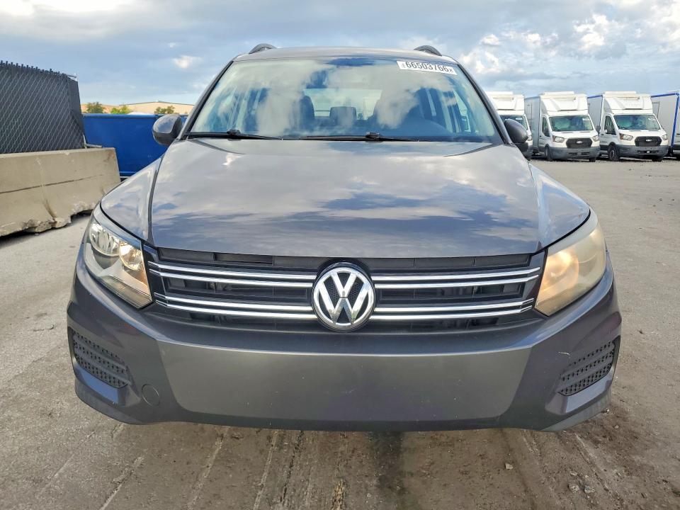2016 Volkswagen Tiguan მანქანა იყიდება აუქციონზე, vin: WVGAV7AX7GW559266, აუქციონის ნომერი: 66503766