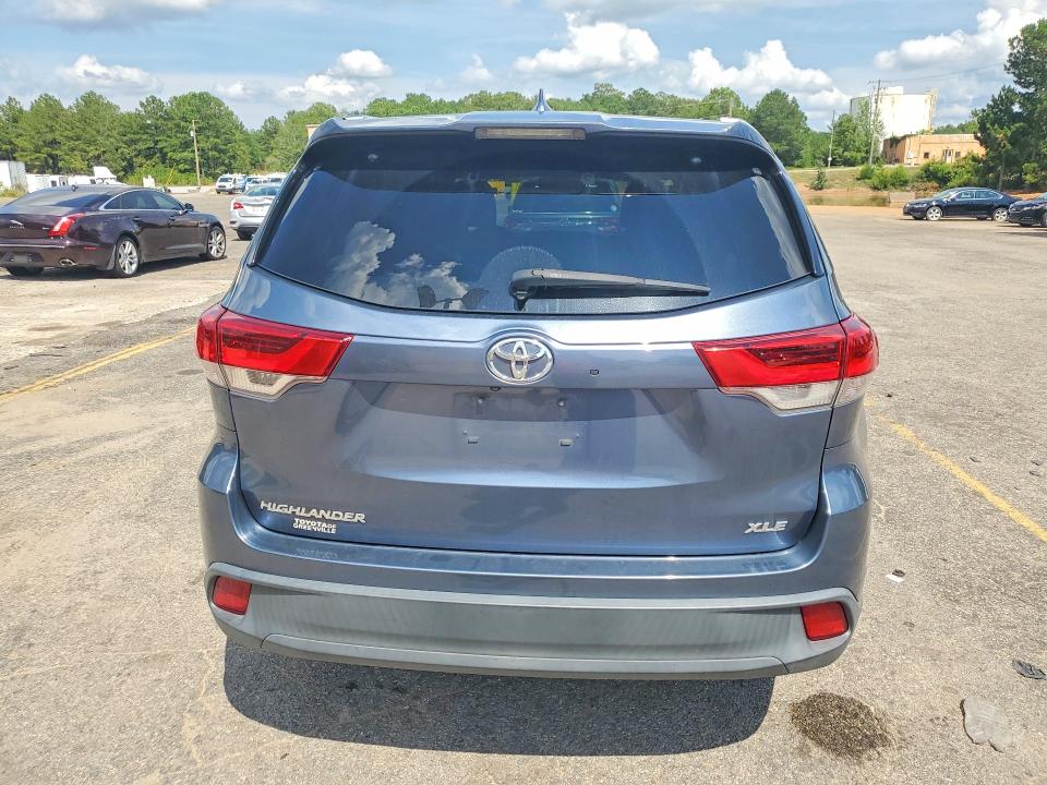 63798356 :رقم المزاد ، 5TDKZRFH5KS301427 vin ، 2019 Toyota Highlander مزاد بيع