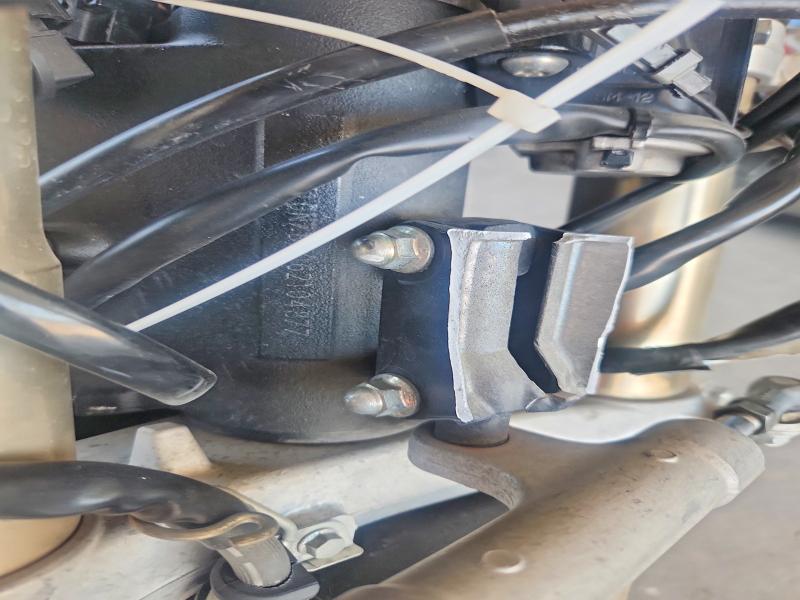 65119796 :رقم المزاد ، JS1GN7DA062104877 vin ، 2006 Suzuki Gsx-r600 مزاد بيع