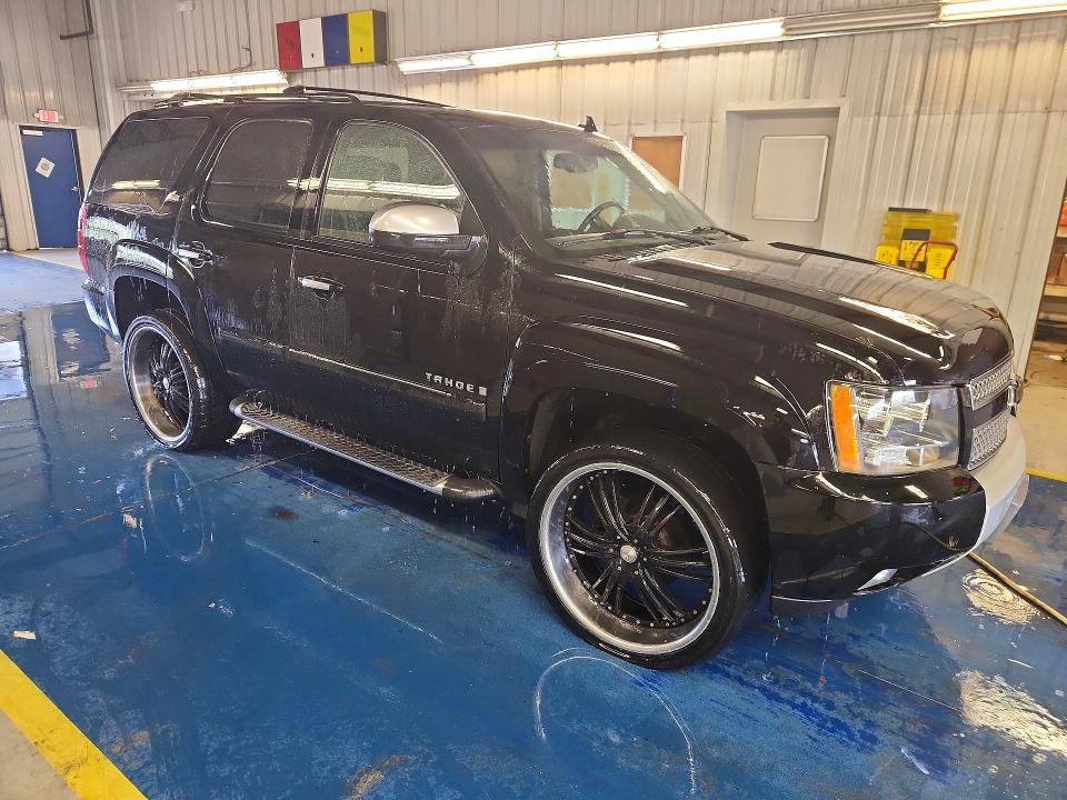 65526536 :رقم المزاد ، 1GNFK13067R296385 vin ، 2007 Chevrolet Tahoe مزاد بيع
