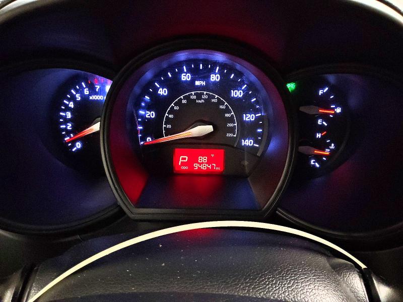 64649306 :رقم المزاد ، KNADM4A35F6428574 vin ، 2015 Kia Rio مزاد بيع