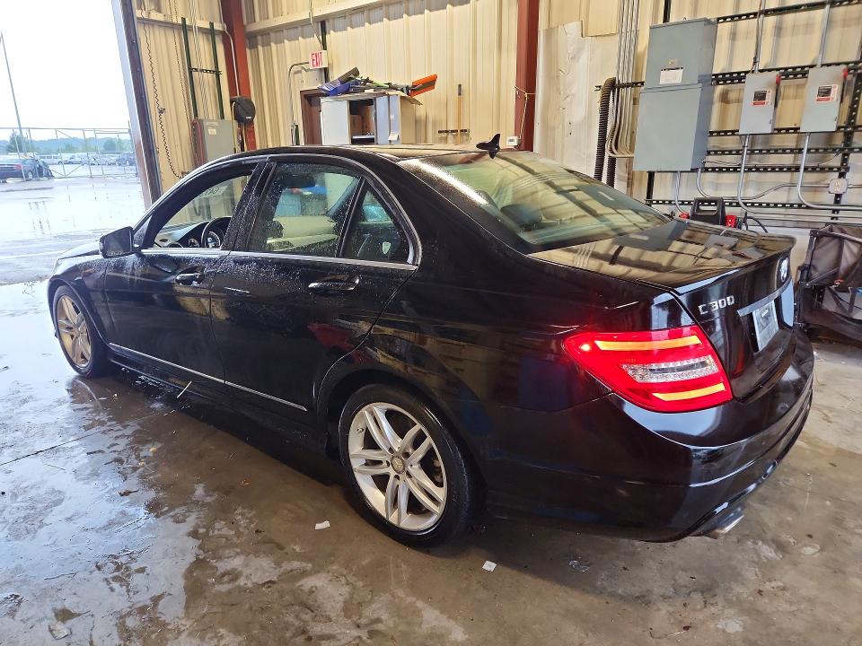 Продажа на аукционе авто 2014 Mercedes-benz C, vin: WDDGF8AB3EG177349, номер лота: 64738386