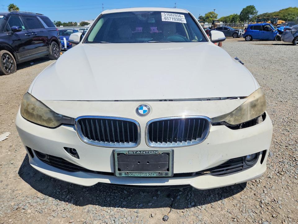 2012 Bmw 328 მანქანა იყიდება აუქციონზე, vin: WBA3A5C56CF343747, აუქციონის ნომერი: 65719306