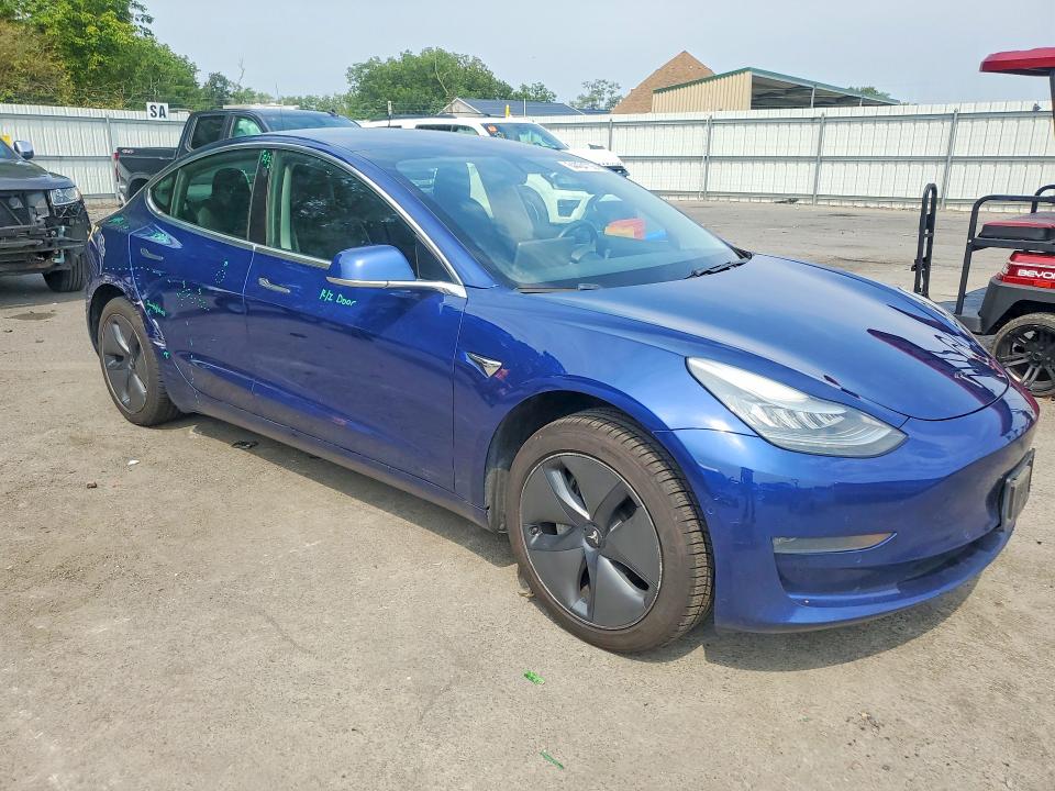 2019 Tesla Model 3 მანქანა იყიდება აუქციონზე, vin: 5YJ3E1EA1KF401034, აუქციონის ნომერი: 64404736