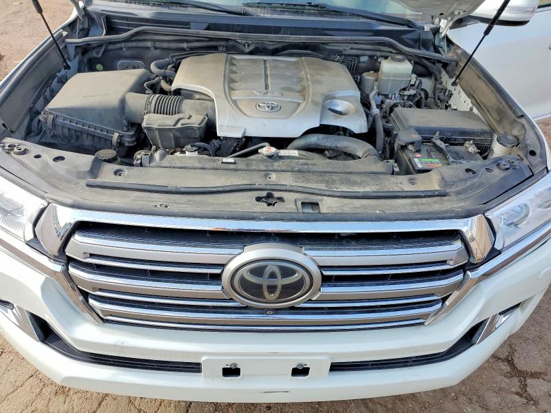 64816006 :رقم المزاد ، JTMCY7AJ6J4065998 vin ، 2018 Toyota Land Cruiser مزاد بيع