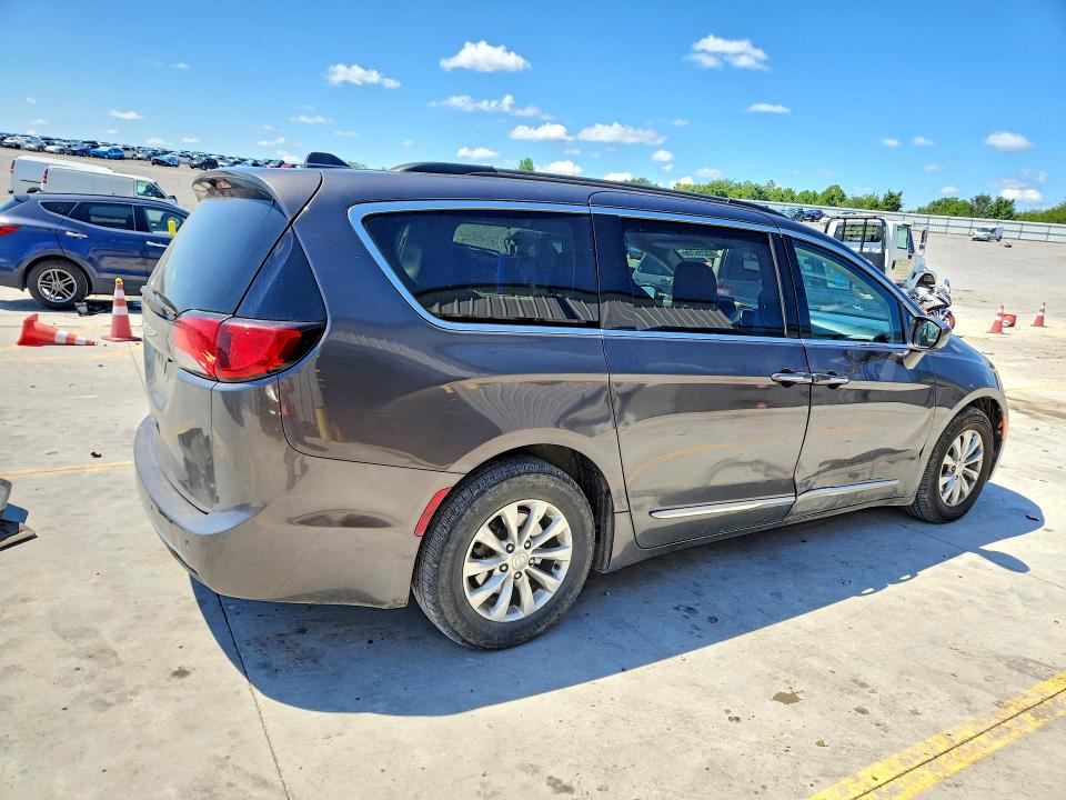 Aukcja sprzedaży 2017 Chrysler Pacifica, vin: 2C4RC1BG8HR795329, numer aukcji: 63235726