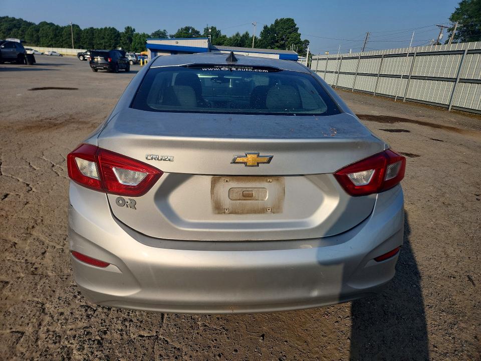 Продажа на аукционе авто 2018 Chevrolet Cruze, vin: 1G1BC5SM7J7143770, номер лота: 63477646