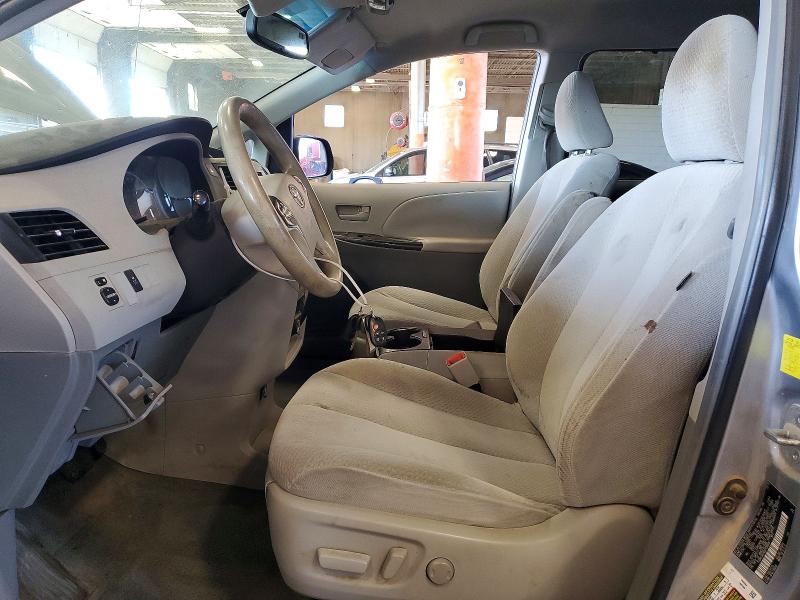 65324506 :رقم المزاد ، 5TDKK3DCXBS109929 vin ، 2011 Toyota Sienna مزاد بيع