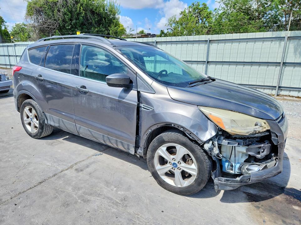 64618606 :رقم المزاد ، 1FMCU0GX1DUB39259 vin ، 2013 Ford Escape مزاد بيع