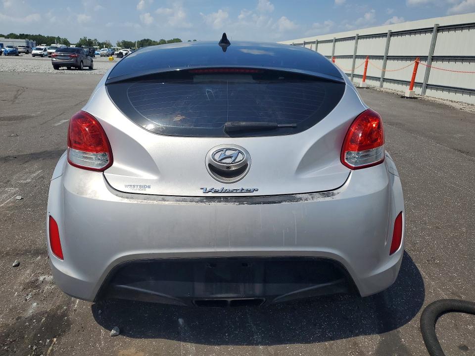 65150666 :رقم المزاد ، KMHTC6AD5HU320987 vin ، 2017 Hyundai Veloster مزاد بيع