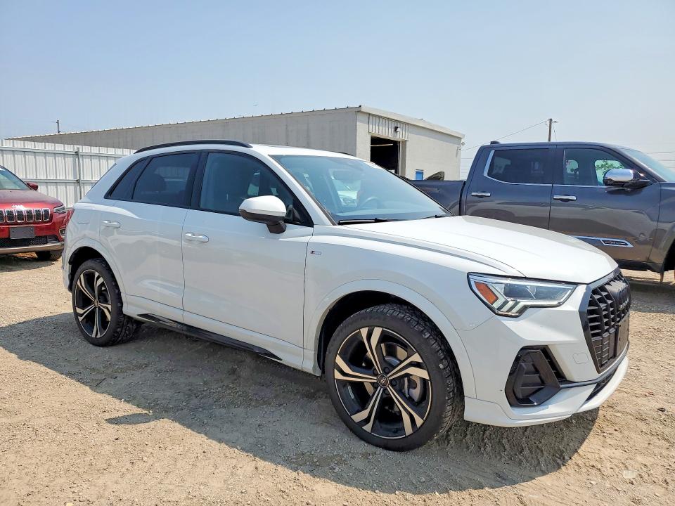 Продажа на аукционе авто 2024 Audi Q3, vin: WA1EECF37R1179567, номер лота: 64098256