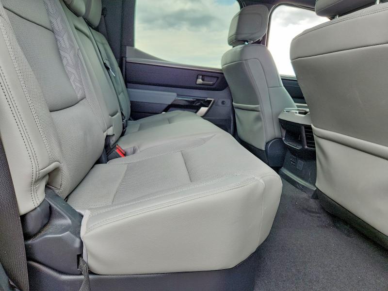 Продаж на аукціоні авто 2025 Toyota Tundra, vin: 5TFJA5DB1SX283738, номер лоту: 65680326